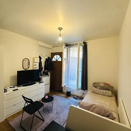 Appartement Agreable Issy-les-Moulineaux